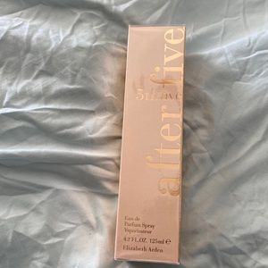 Unopened Elizabeth Arden 5th Avenue after five eau de parfum spray 125ml